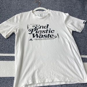 Adidas Tshirt